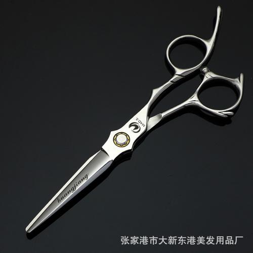 1厘米全长:17厘米尺寸:6寸备注:支持加工定做东港美容美发用品厂建立